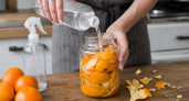 Мандариновые корки заливаю уксусом: как приготовить мощный экоспрей – от жира и налета ни следа